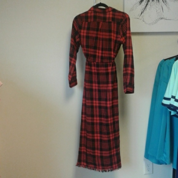 Dress - Picture 2 of 2